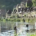 De La Bouriane Hotel 3*