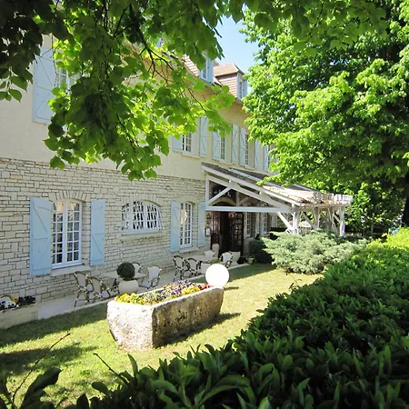 Hotel De La Bouriane 3*