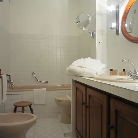 De La Bouriane Отель 3*