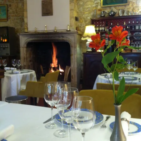 Отель De La Bouriane Гурдон-ан-Керси