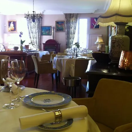 De La Bouriane 3* Гурдон-ан-Керси