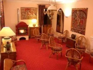 Hotel De La Bouriane 3*