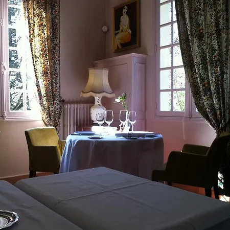 De La Bouriane 3* Гурдон-ан-Керси