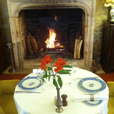 Hotel De La Bouriane 3*