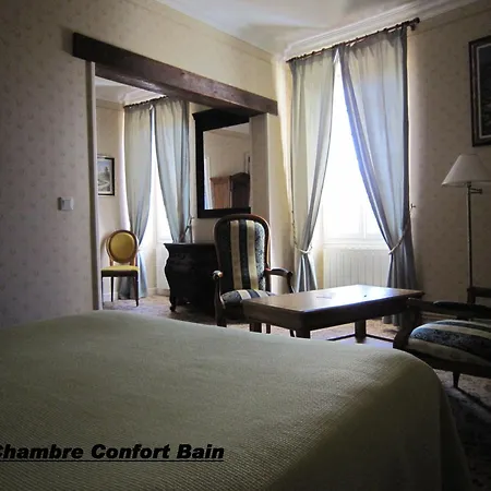 Отель De La Bouriane Гурдон-ан-Керси